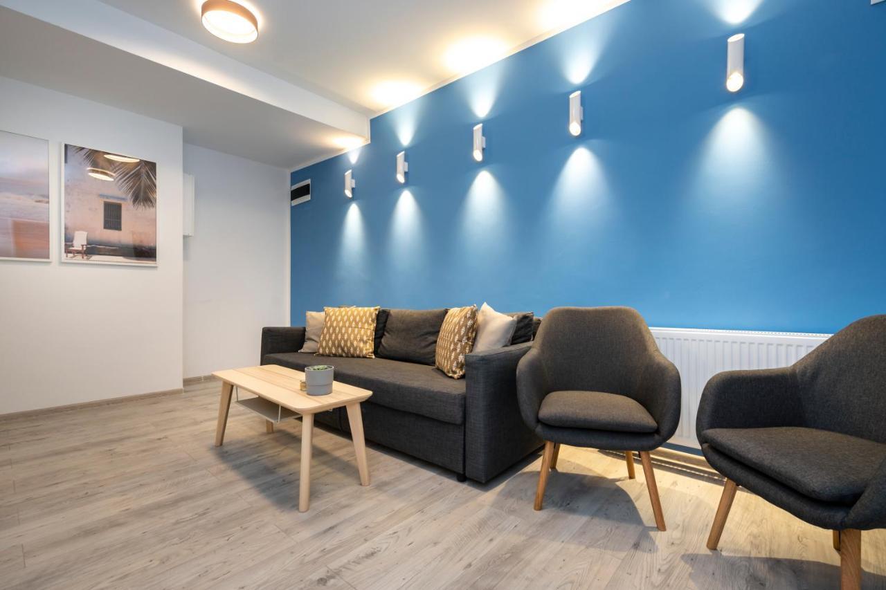 Blue Design Apartament In Magheru Bucharest Exterior photo