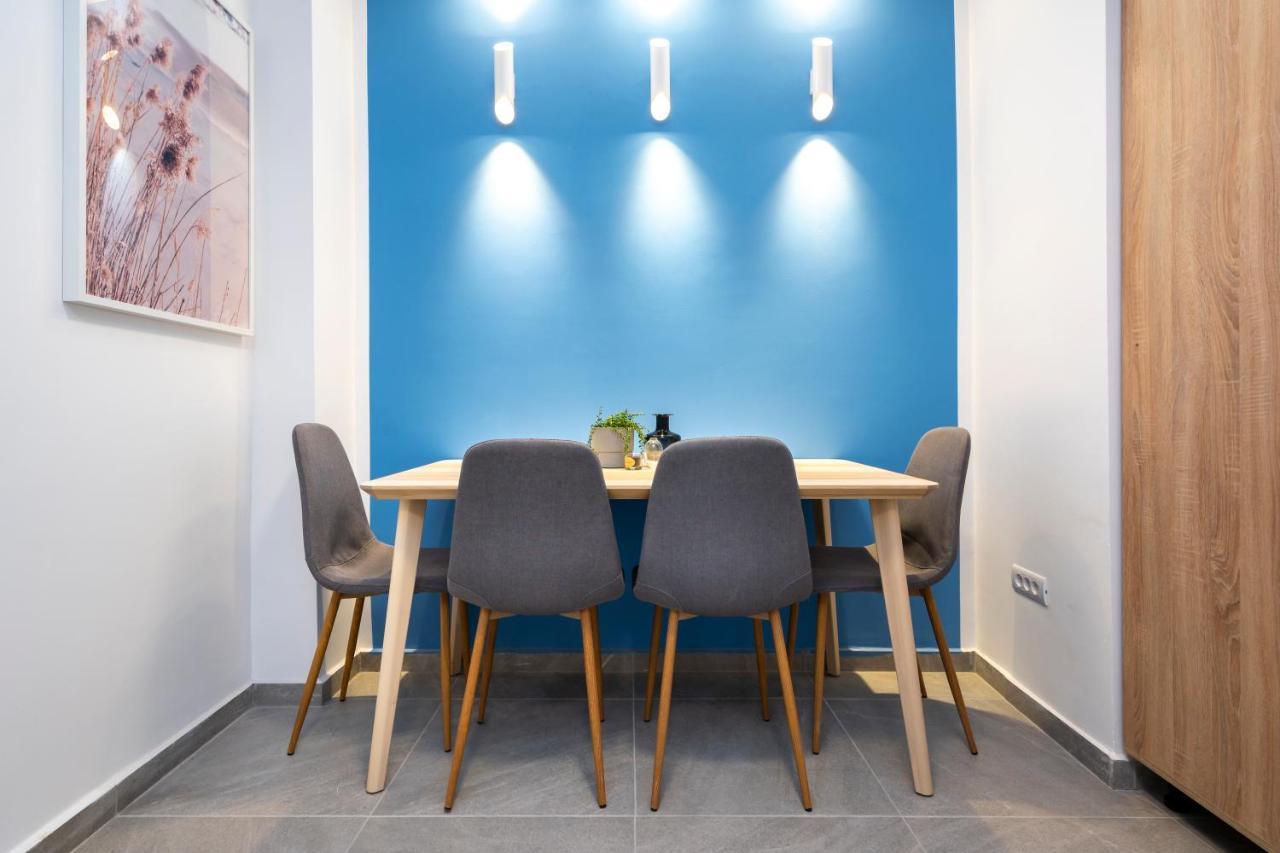 Blue Design Apartament In Magheru Bucharest Exterior photo