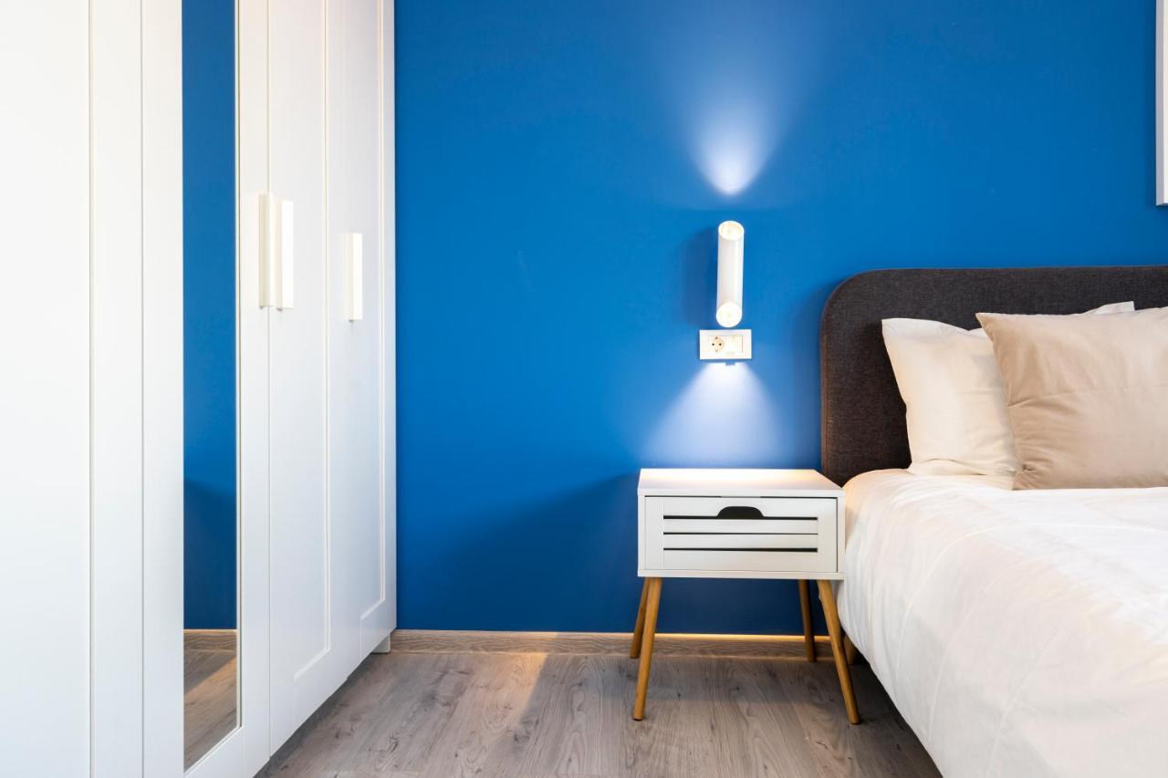 Blue Design Apartament In Magheru Bucharest Exterior photo